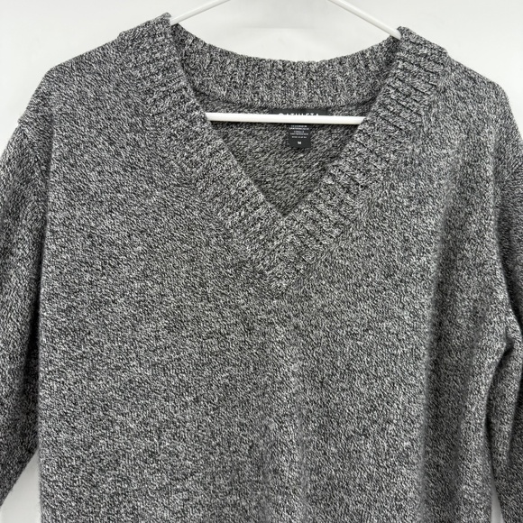 Athleta Sweater Women Medium Heather Black Vital Wool Cashmere VNeck Long Sleeve - Picture 4 of 13